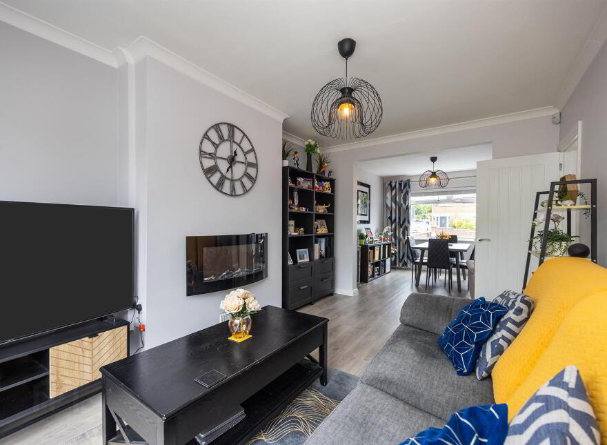 25 Silverstream Drive, Bangor, BT20 3LW