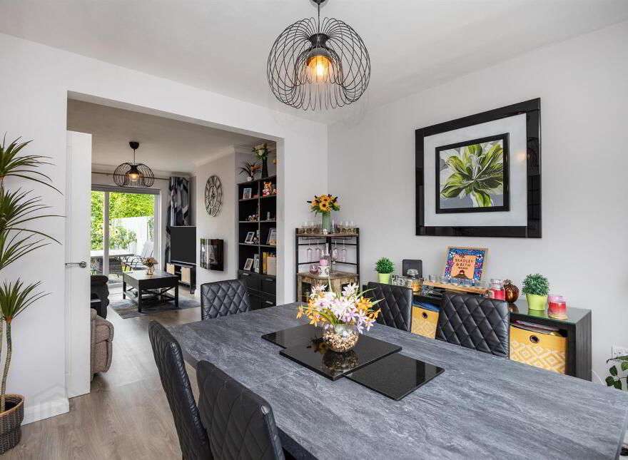 25 Silverstream Drive, Bangor, BT20 3LW
