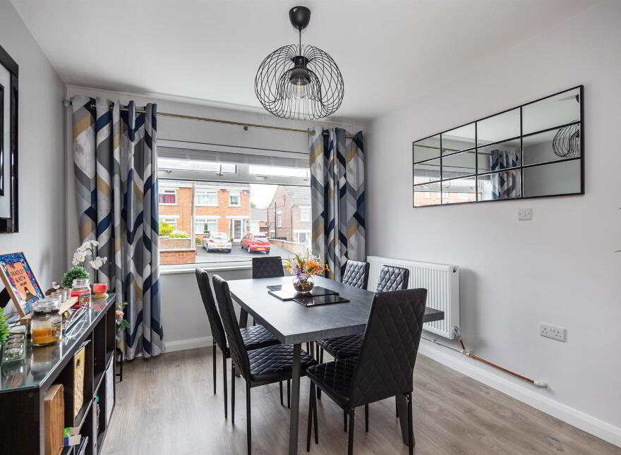 25 Silverstream Drive, Bangor, BT20 3LW