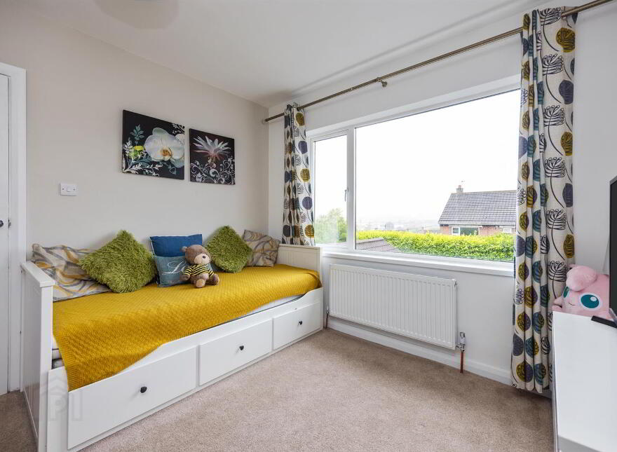 25 Silverstream Drive, Bangor, BT20 3LW
