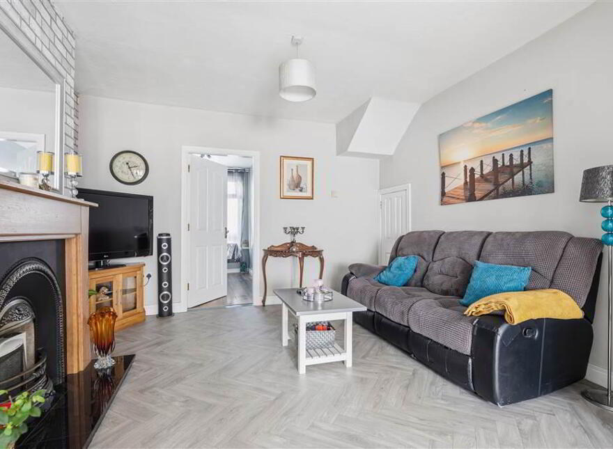36 Larne Road, Ballymena, BT42 2JB