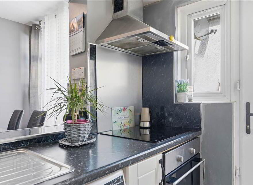 36 Larne Road, Ballymena, BT42 2JB