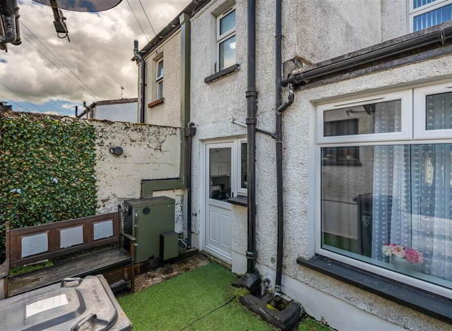 36 Larne Road, Ballymena, BT42 2JB