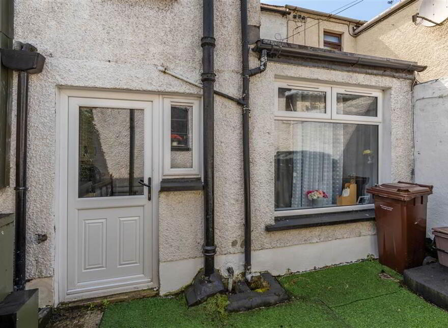 36 Larne Road, Ballymena, BT42 2JB
