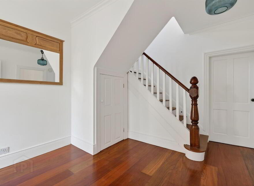 9 Finaghy Park North, Belfast, BT10 0HQ