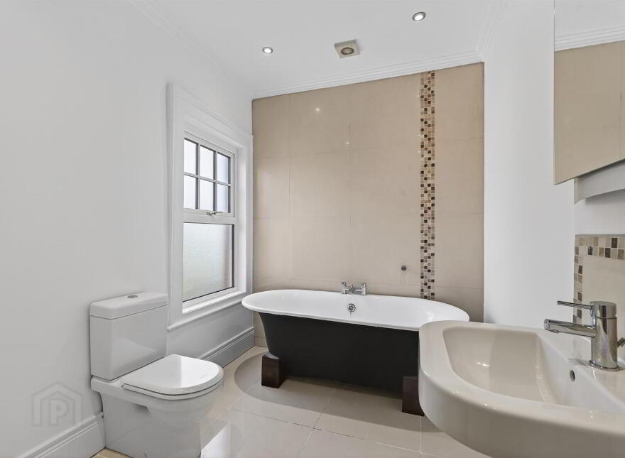 9 Finaghy Park North, Belfast, BT10 0HQ