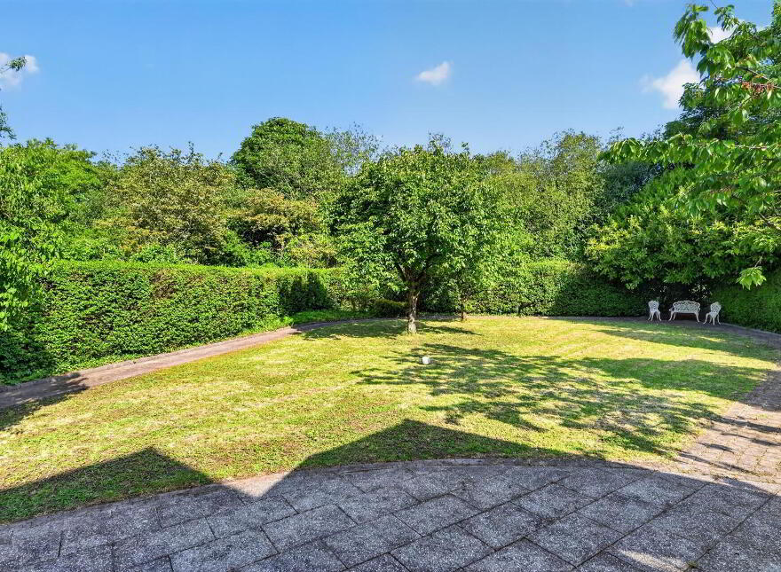 9 Finaghy Park North, Belfast, BT10 0HQ