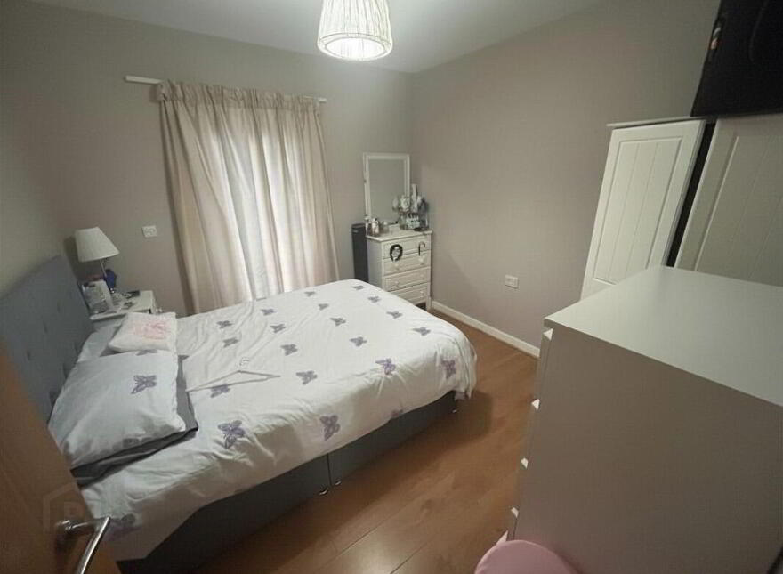 Apt 5 Ivy House, 1 Walnut Street, Belfast, BT7 1FB