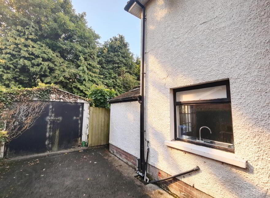 18 Dunlambert Park, Belfast, BT15 3NJ