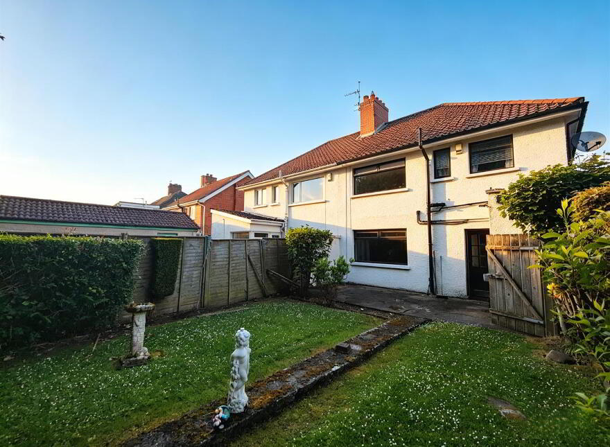 18 Dunlambert Park, Belfast, BT15 3NJ