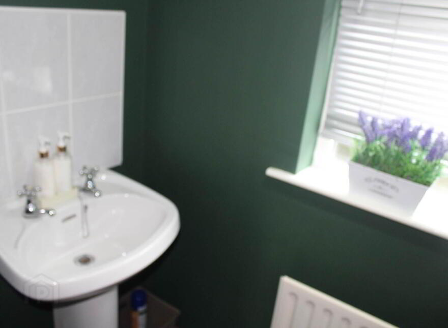 13 Rowan Park, Letterkenny, F92E9F9