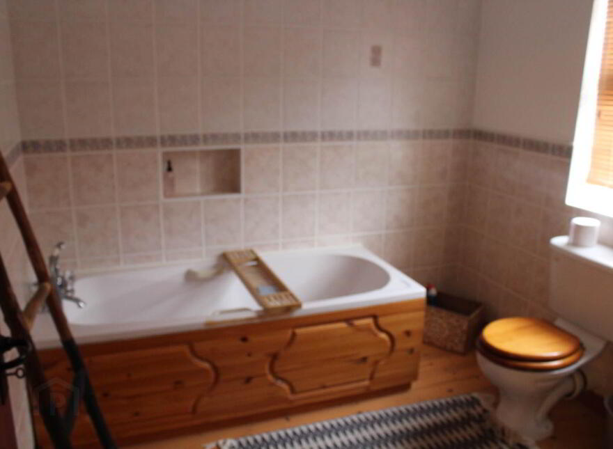 13 Rowan Park, Letterkenny, F92E9F9