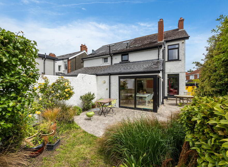 2 Kensington Drive, Belfast, BT5 6NU