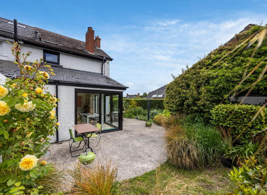 2 Kensington Drive, Belfast, BT5 6NU