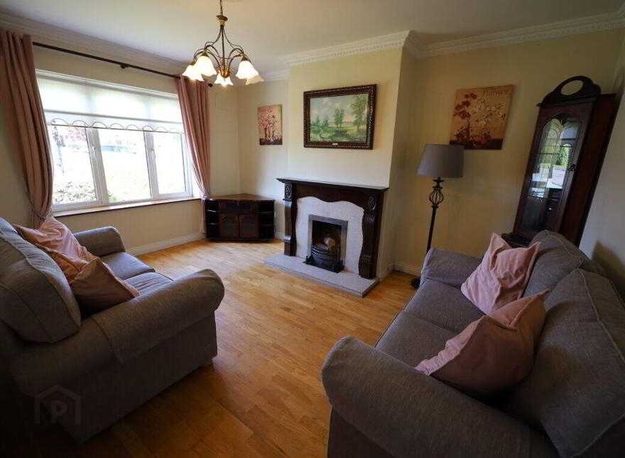 8 Laurelmount Drive, Waterpark, Carrigaline, P43AR24