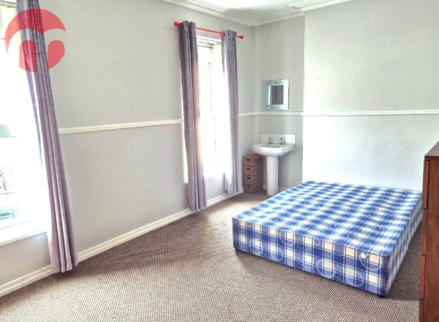 6 Mountjoy Terrace, Rosemount, Derry, BT48 7LF