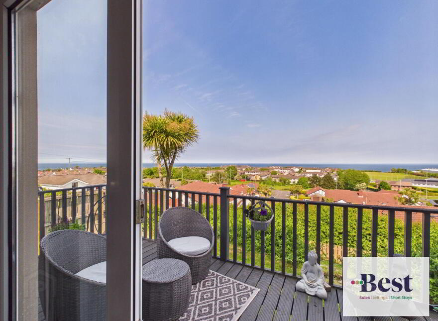 24 Whinfield, Larne, BT40 2LD