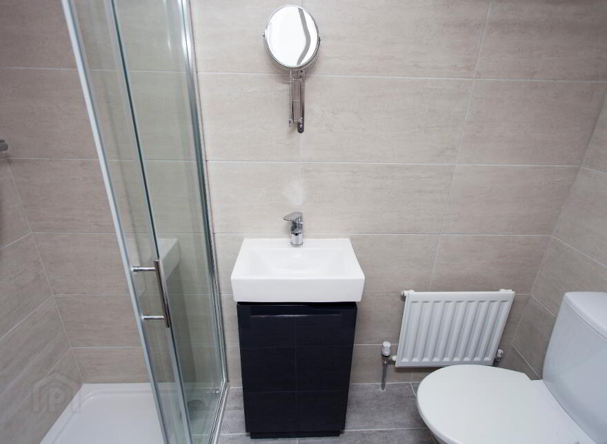 Apartment 9, 8 Cromwell Road, Botanic Avenue, Belfast, BT7 1JW