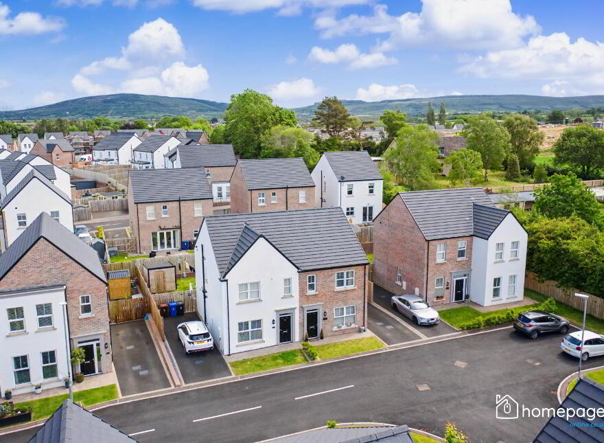 5 Deer Park Close, Limavady, BT49 9FS