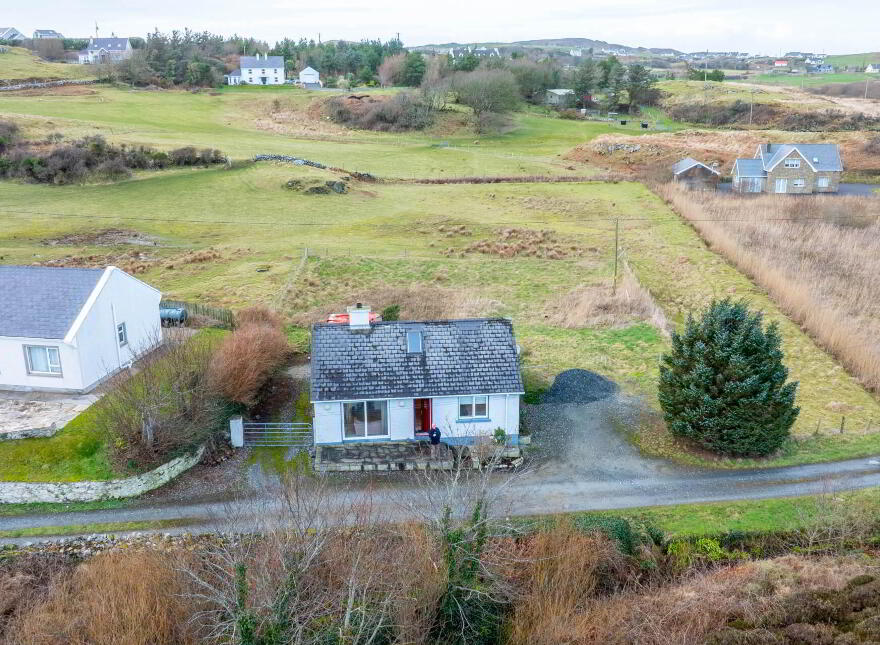 Wee Dan`s, Lower Downings, Downings, F92Y9E8