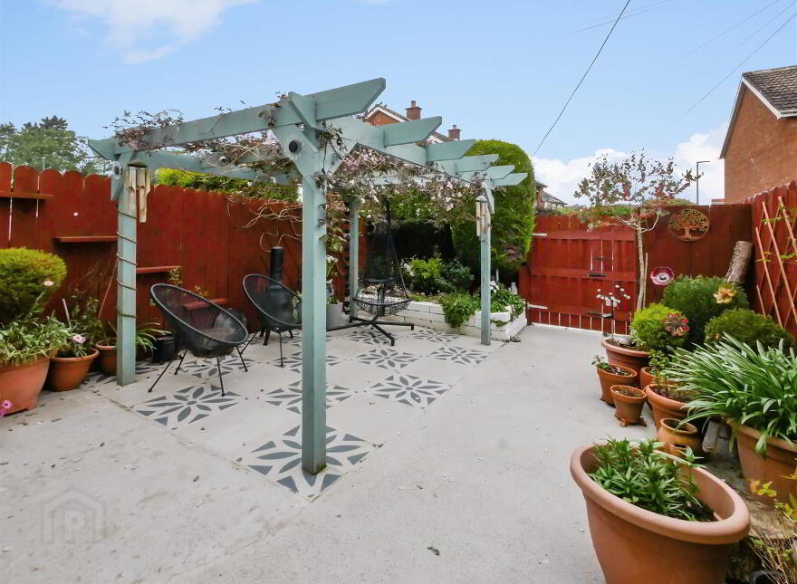 16 Killynether Gardens, Belvoir Park, Belfast, BT8 7FH