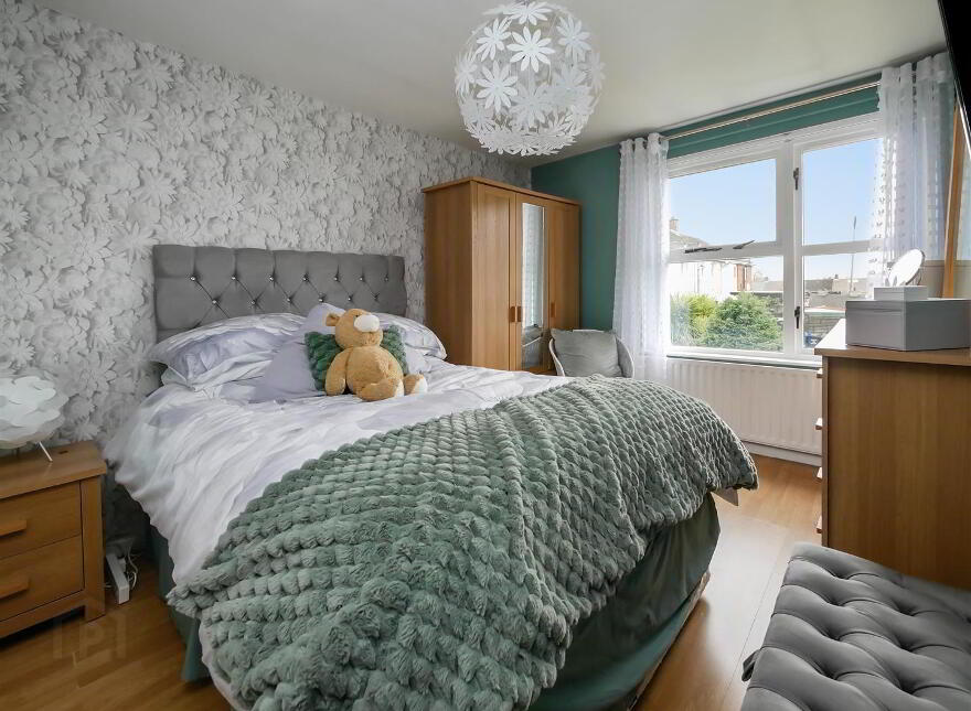 16 Killynether Gardens, Belvoir Park, Belfast, BT8 7FH