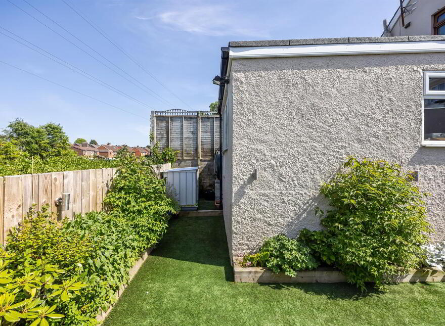 40 Brentwood Park, Belfast, BT5 7LR
