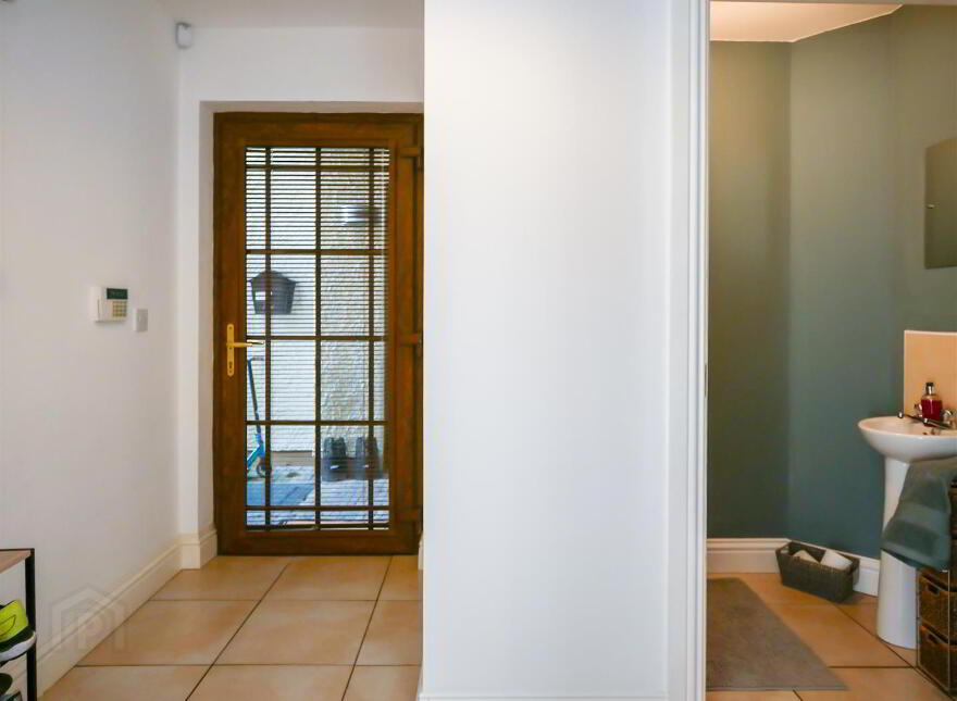 2 The Demesne Cottages, Hillsborough Road, Carryduff, Belfast, BT8 8GS