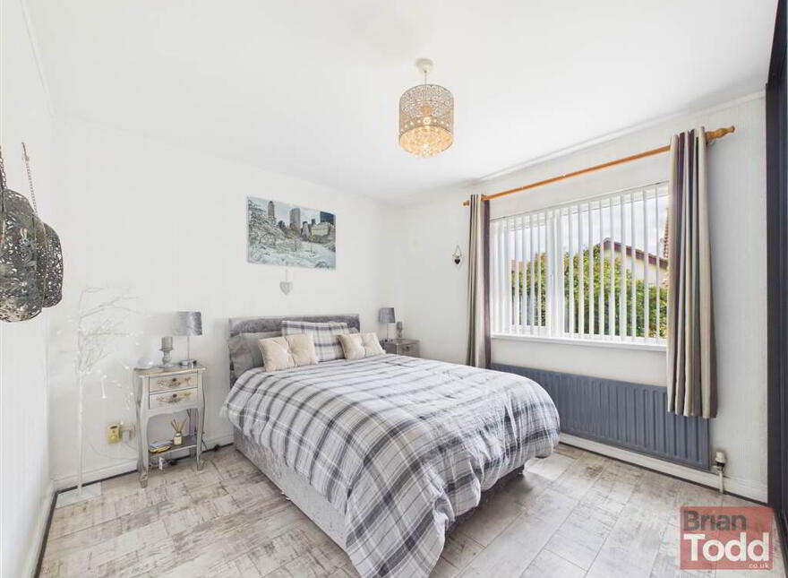Croft Manor, Ballygally, Larne, BT40 2RU