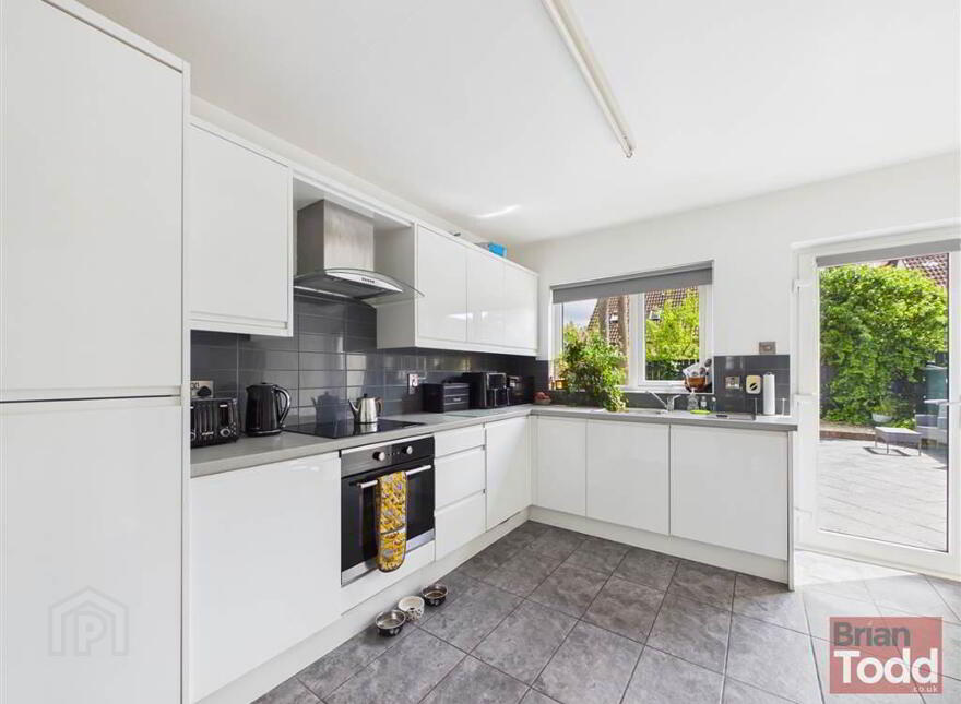 Croft Manor, Ballygally, Larne, BT40 2RU
