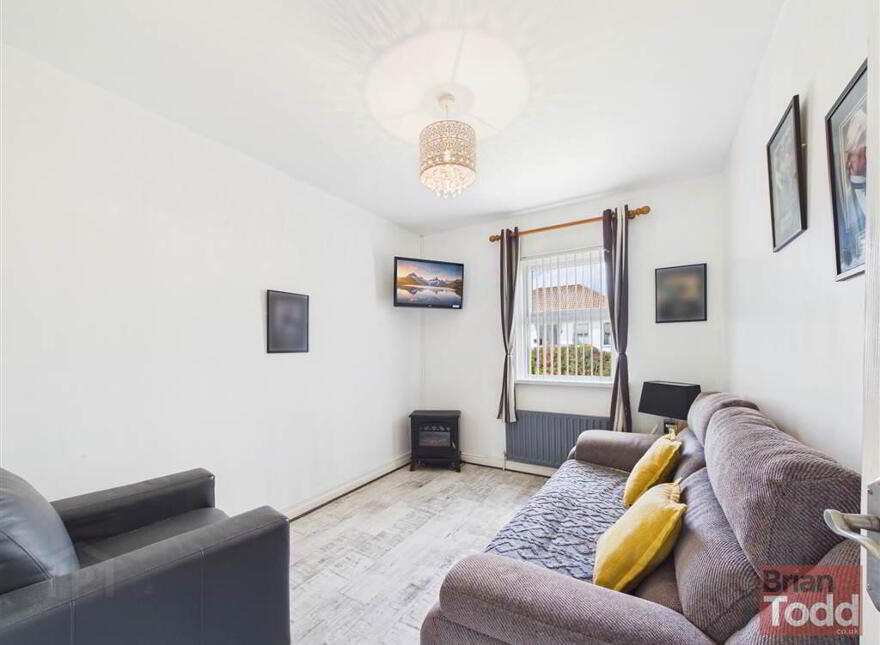 Croft Manor, Ballygally, Larne, BT40 2RU