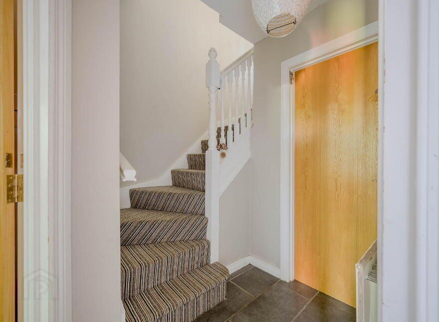 14 Castlegrange, Belfast, BT5 7GT