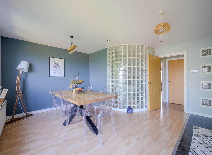14 Castlegrange, Belfast, BT5 7GT