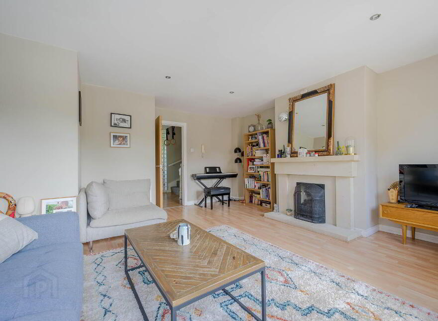14 Castlegrange, Belfast, BT5 7GT
