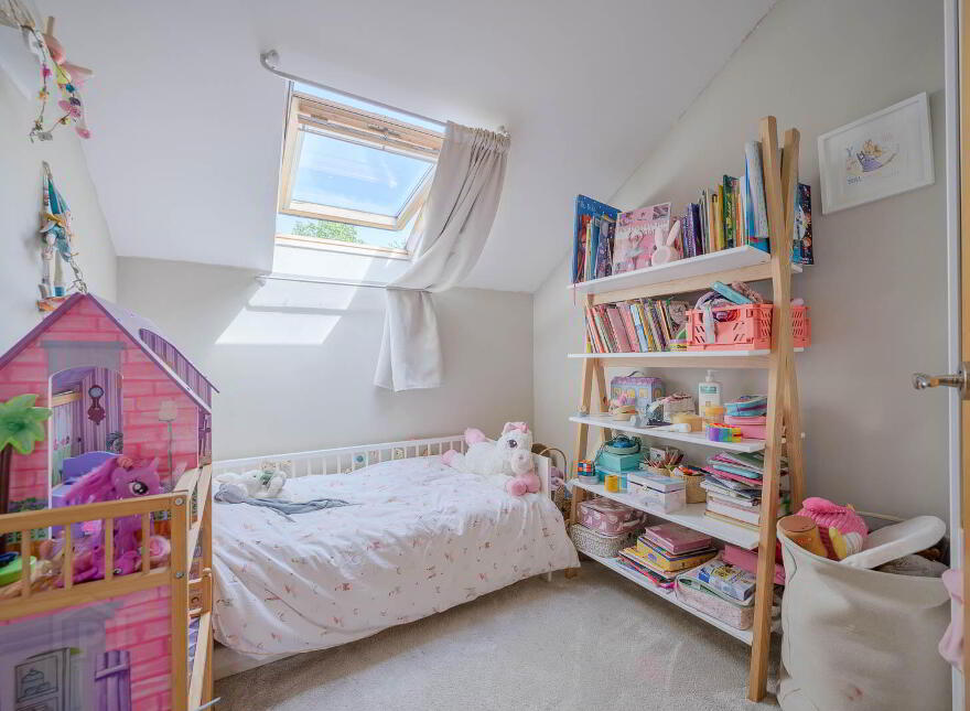 14 Castlegrange, Belfast, BT5 7GT