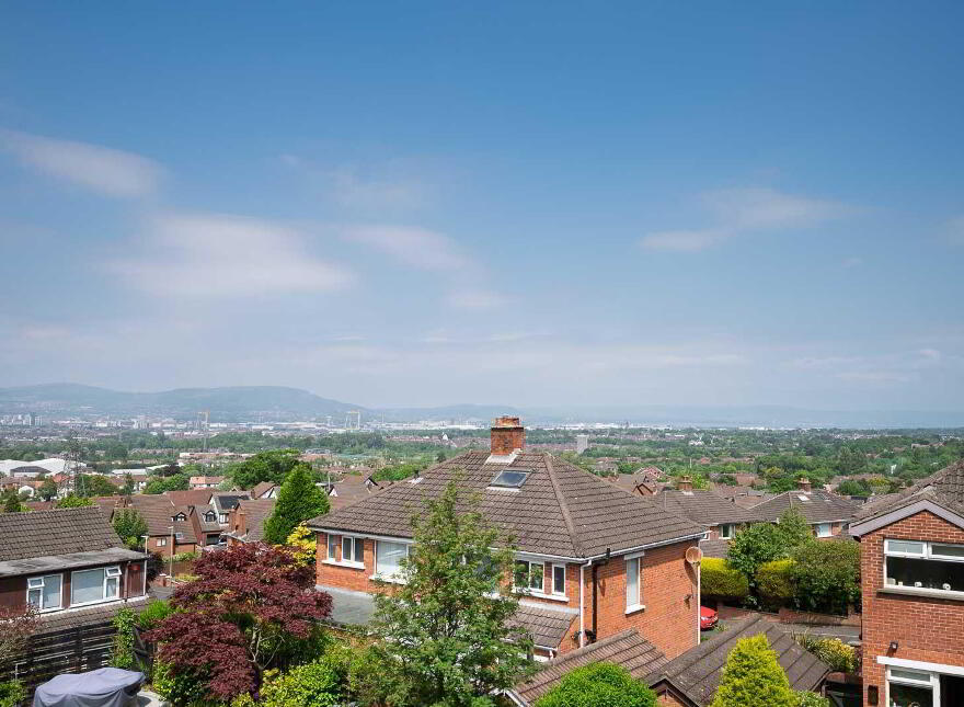 14 Castlegrange, Belfast, BT5 7GT