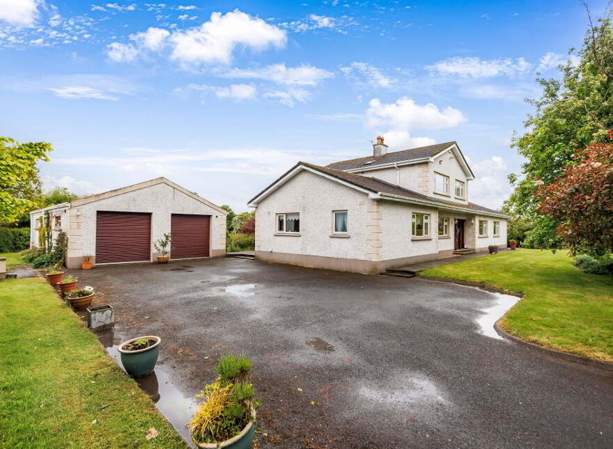 Gilbertstown, Longwood, A83AE71