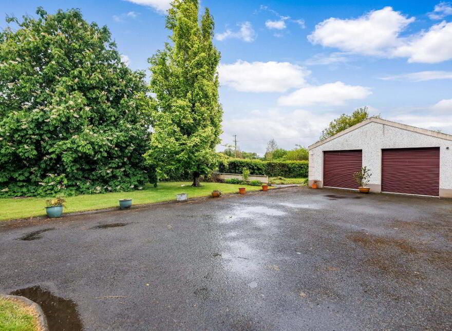 Gilbertstown, Longwood, A83AE71