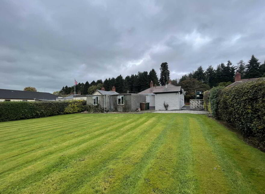14 Tandragee Road, Markethill, BT60 1TF