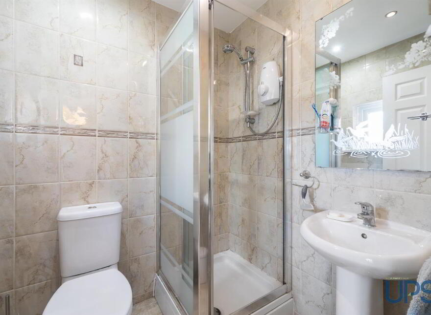 29 Glendale, Blacks Road, Belfast, BT10 0NX
