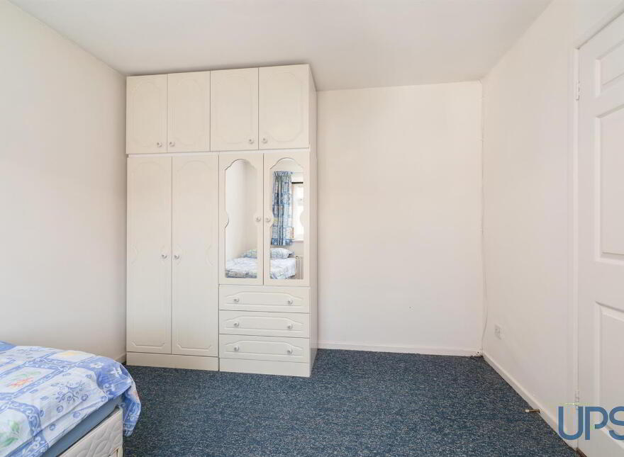 29 Glendale, Blacks Road, Belfast, BT10 0NX