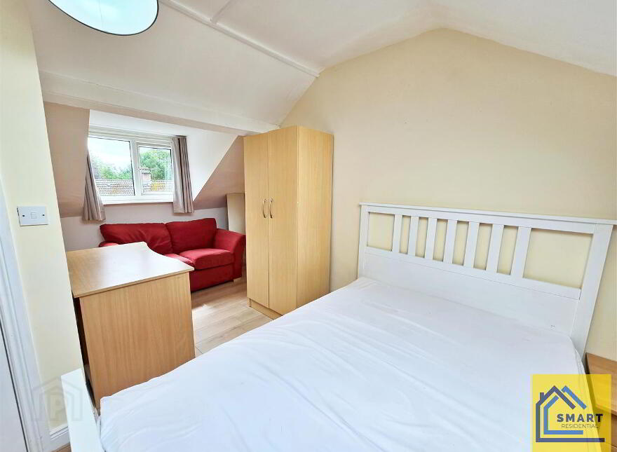 34 Sandymount Street, Belfast, BT9 5DP