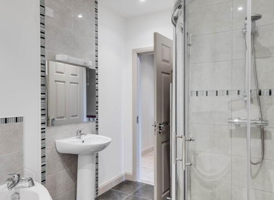 19 Drumclay Court, Enniskillen, BT74 6NS