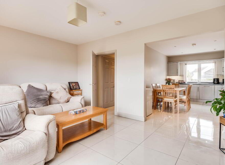 19 Drumclay Court, Enniskillen, BT74 6NS