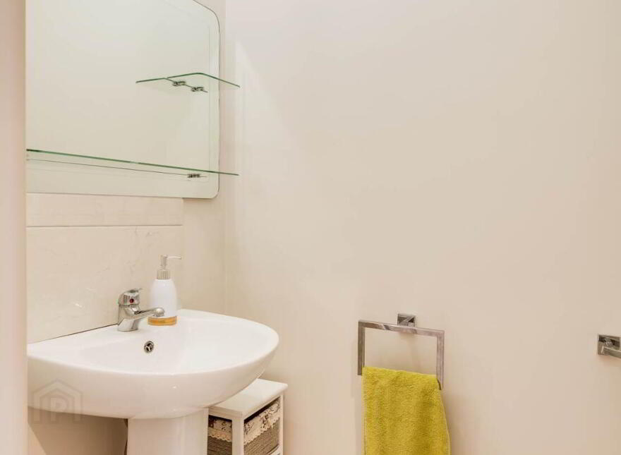 19 Drumclay Court, Enniskillen, BT74 6NS