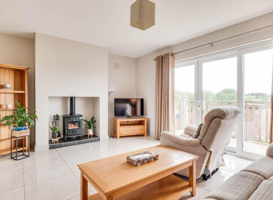 19 Drumclay Court, Enniskillen, BT74 6NS