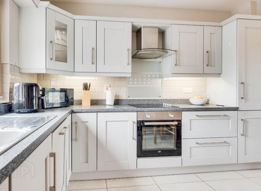 19 Drumclay Court, Enniskillen, BT74 6NS