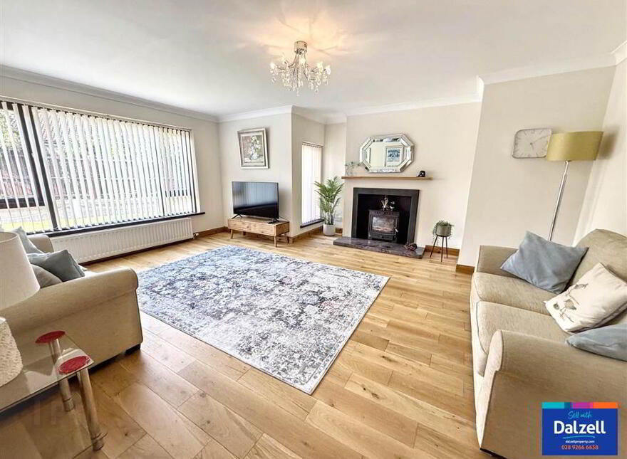 3 Rose Park, Lisburn, BT27 4BY