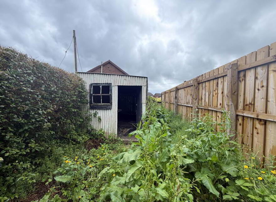 9 Kent Avenue, Larne, BT40 1NB