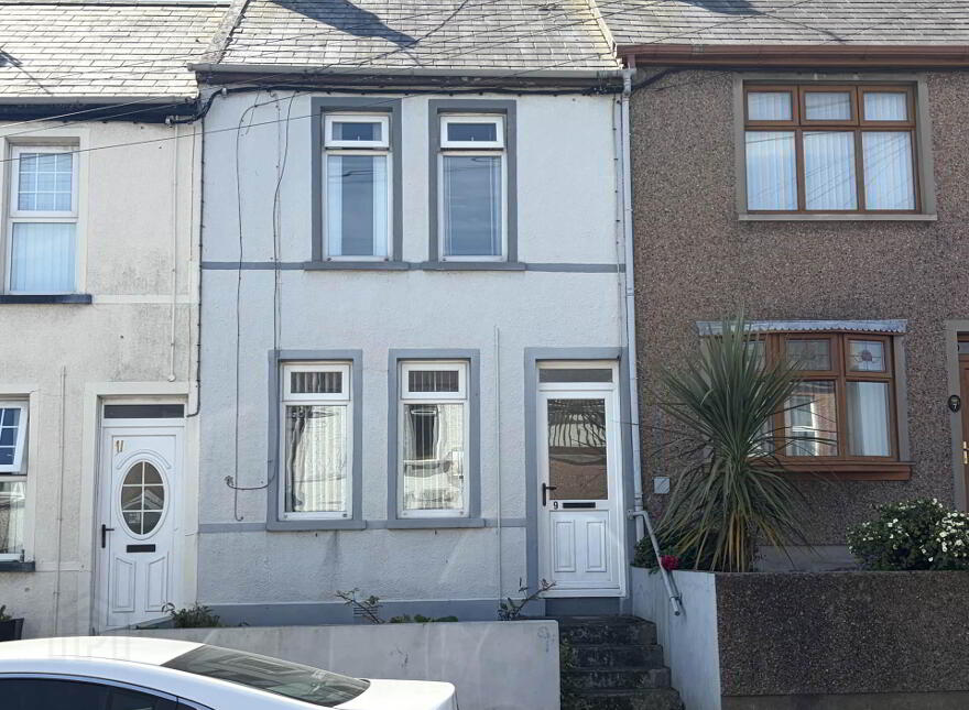 9 Kent Avenue, Larne, BT40 1NB